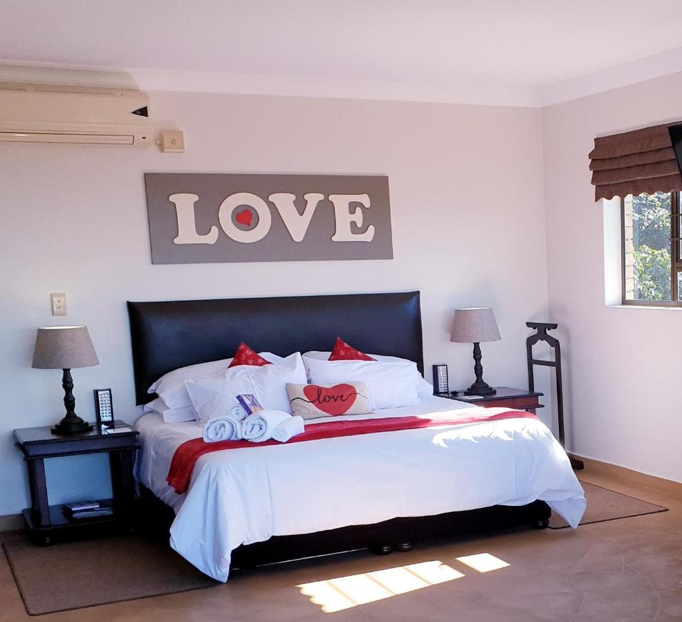 Harmony Haven Couples Retreat Apartment Amanzimtoti Exterior photo