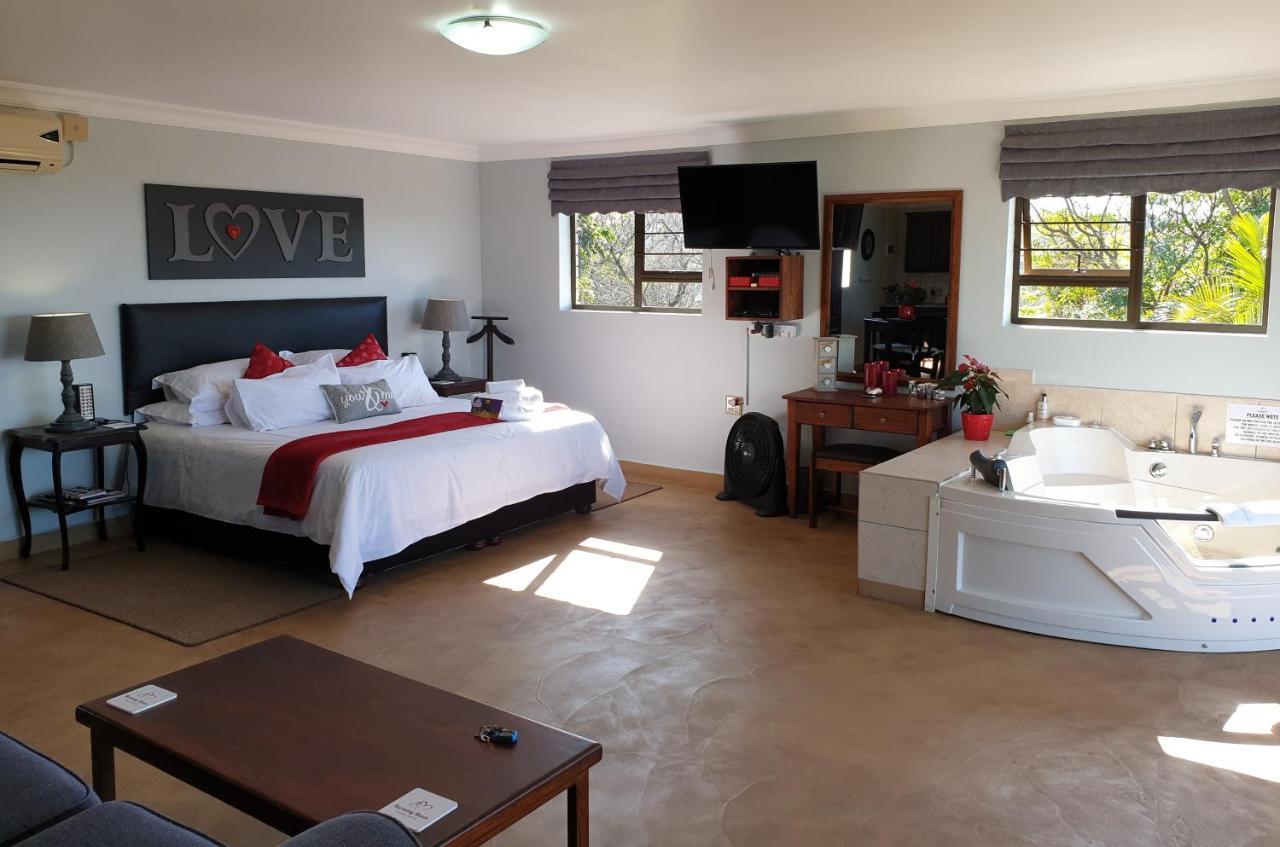 Harmony Haven Couples Retreat Apartment Amanzimtoti Exterior photo