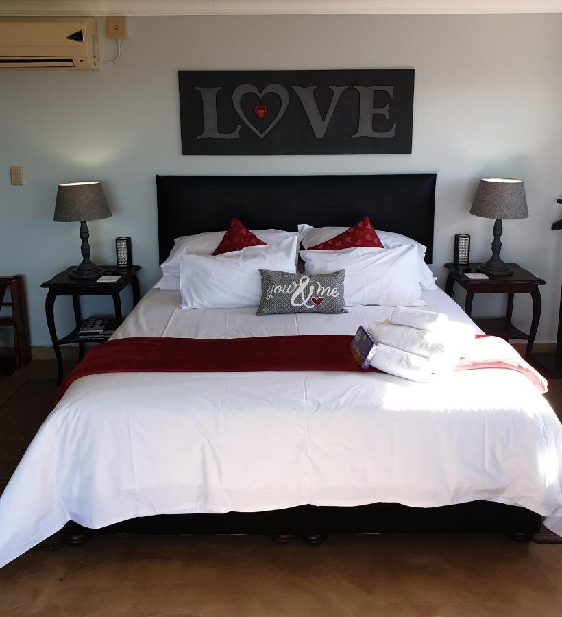 Harmony Haven Couples Retreat Apartment Amanzimtoti Exterior photo