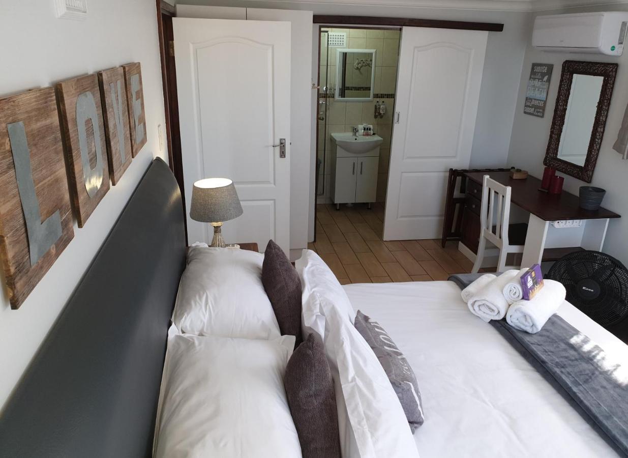 Harmony Haven Couples Retreat Apartment Amanzimtoti Exterior photo