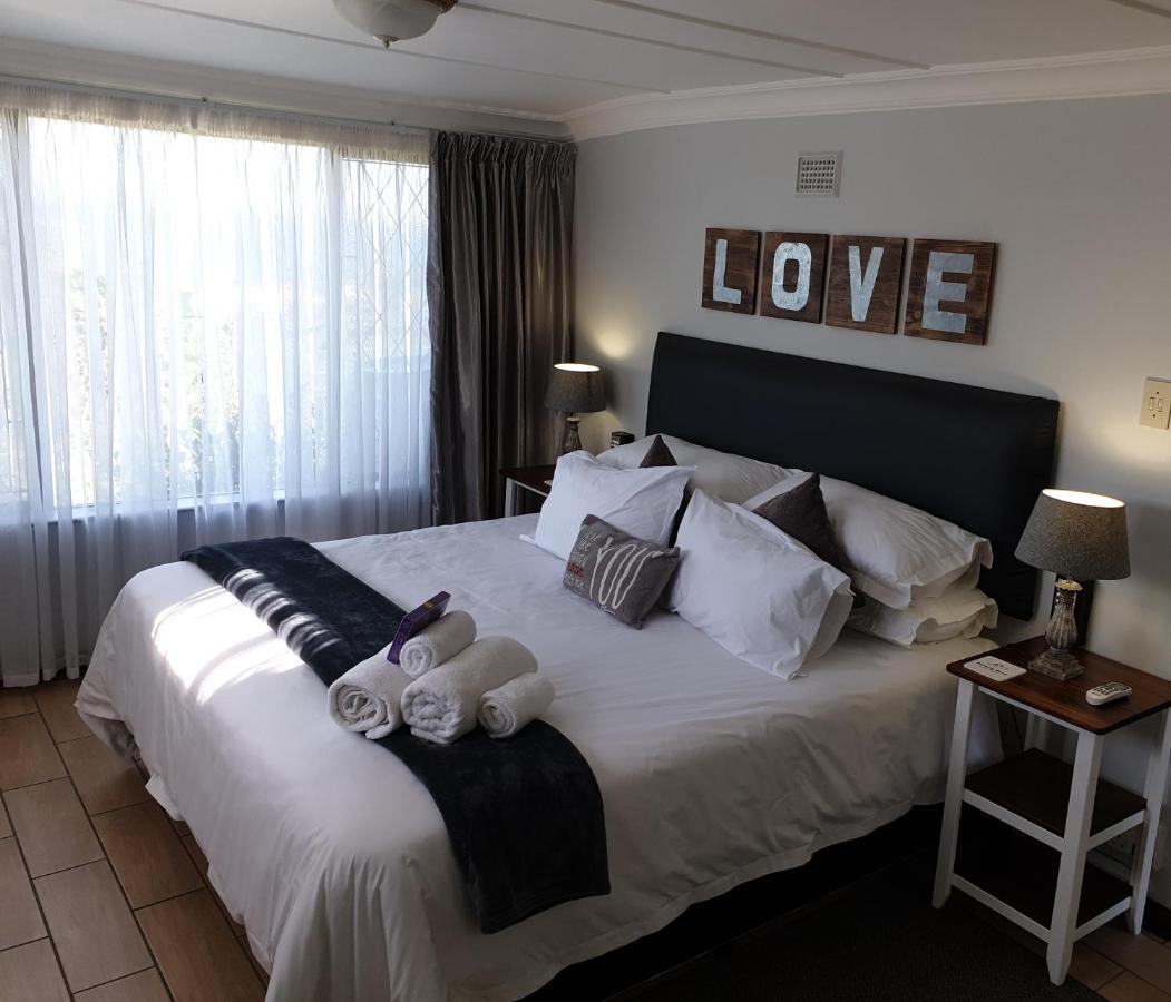 Harmony Haven Couples Retreat Apartment Amanzimtoti Exterior photo